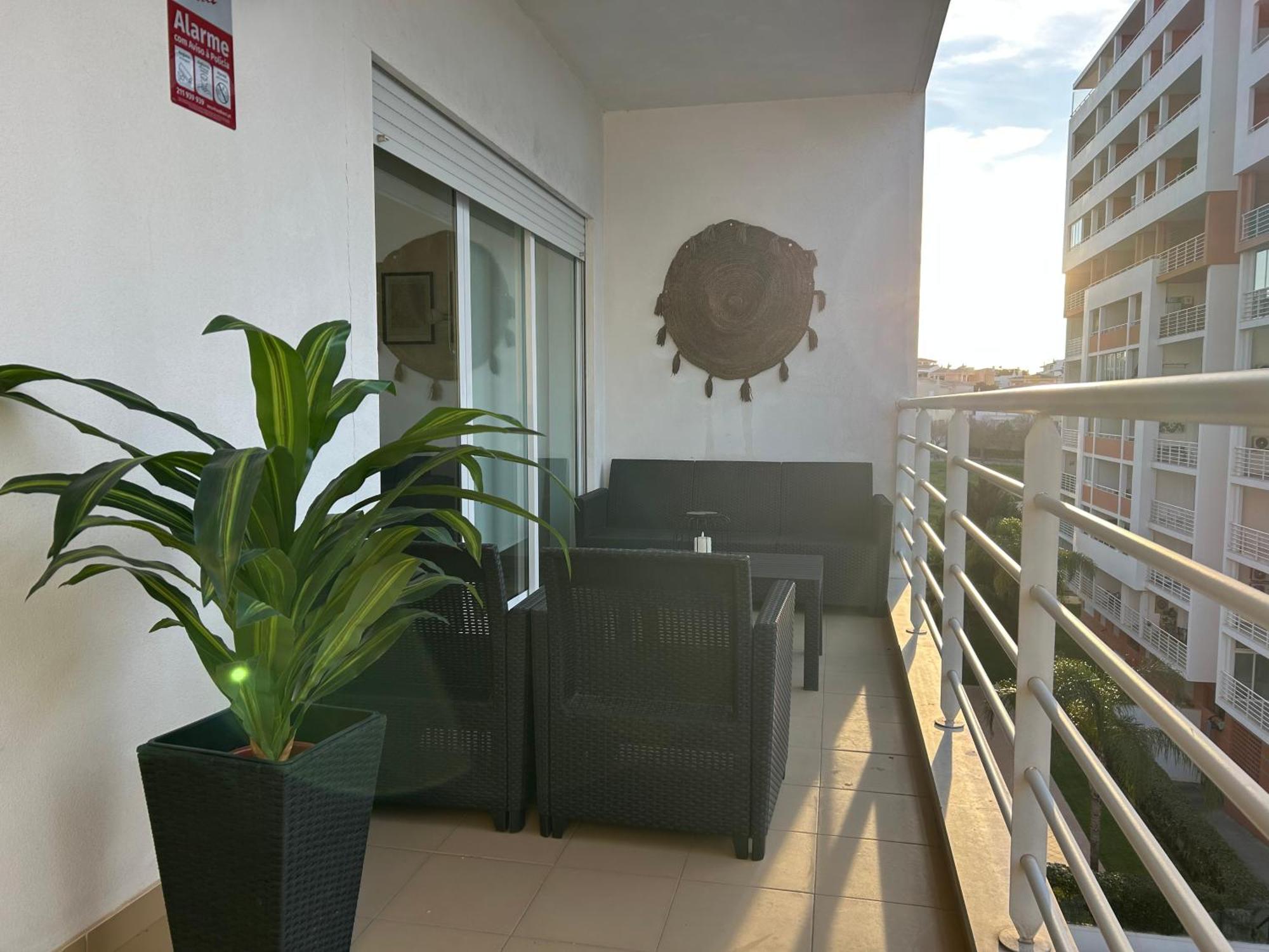 Convistaapartment With Pool Portimão Exteriör bild