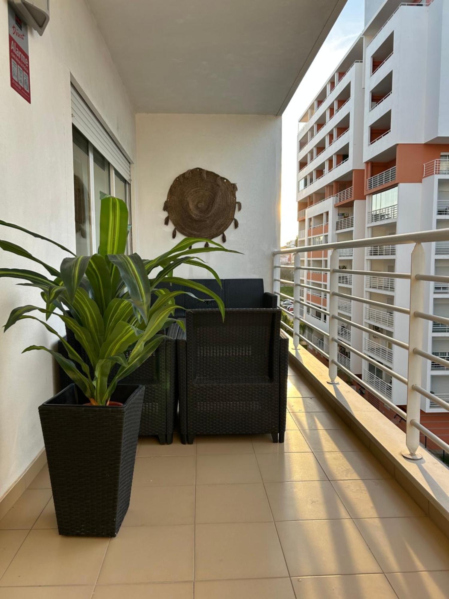 Convistaapartment With Pool Portimão Exteriör bild