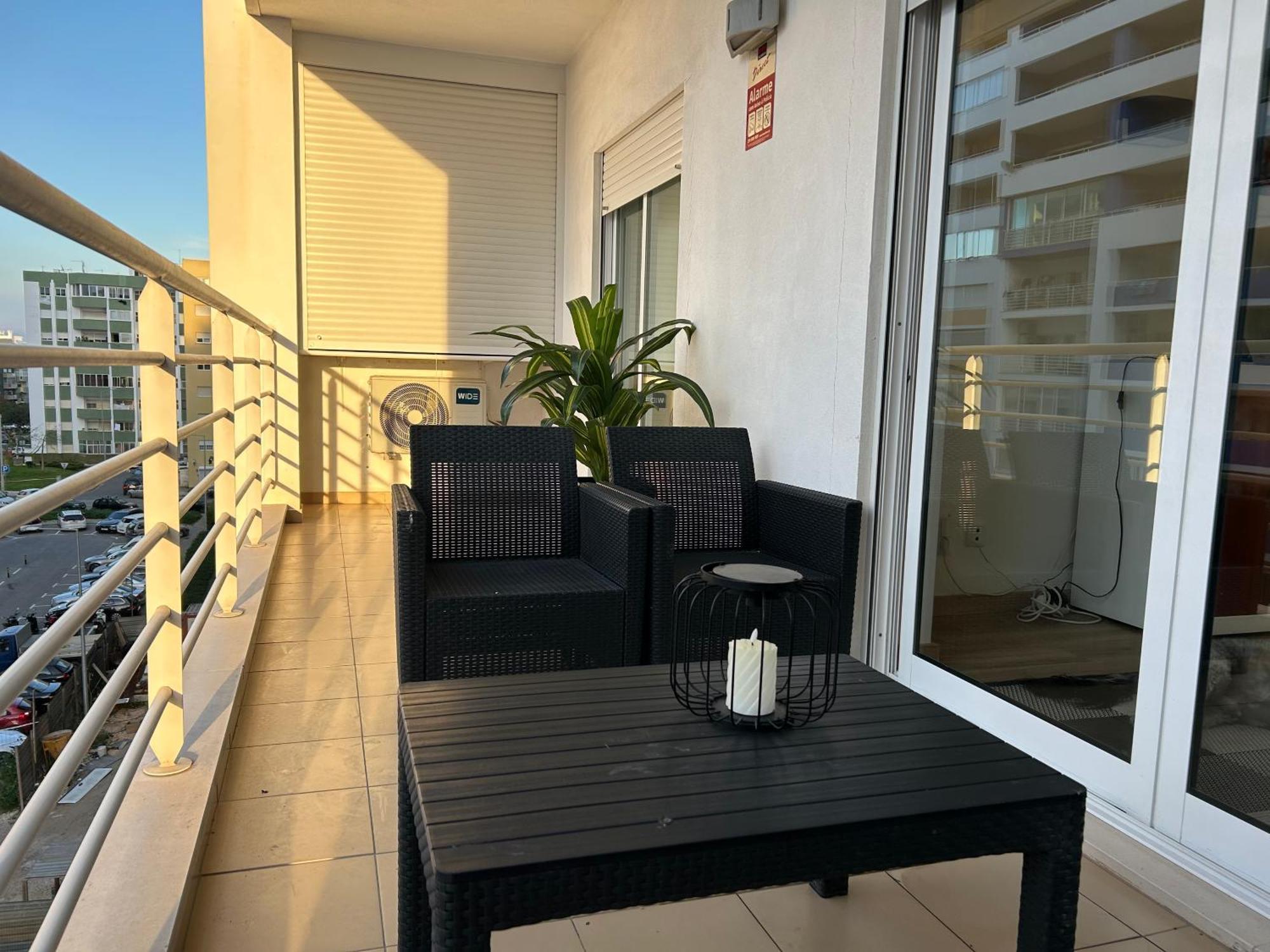 Convistaapartment With Pool Portimão Exteriör bild
